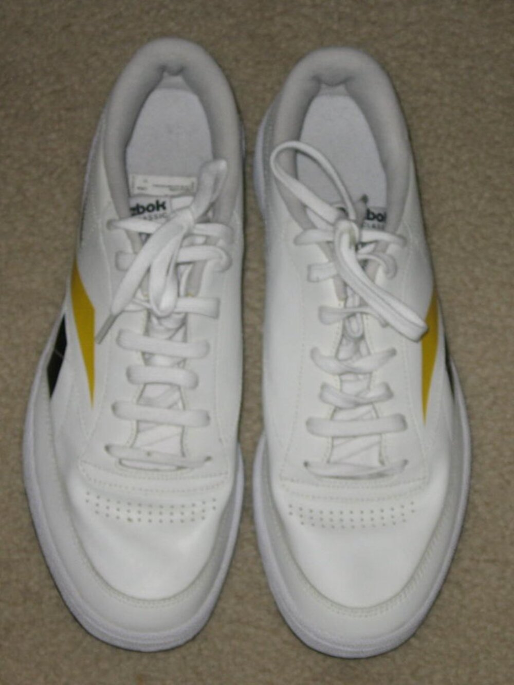 Reebok Club Classic Vector Mens Sneakers Shoes Size 11 EUC Like New